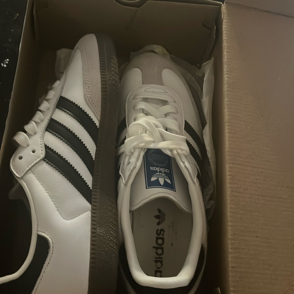 Adidas sambas